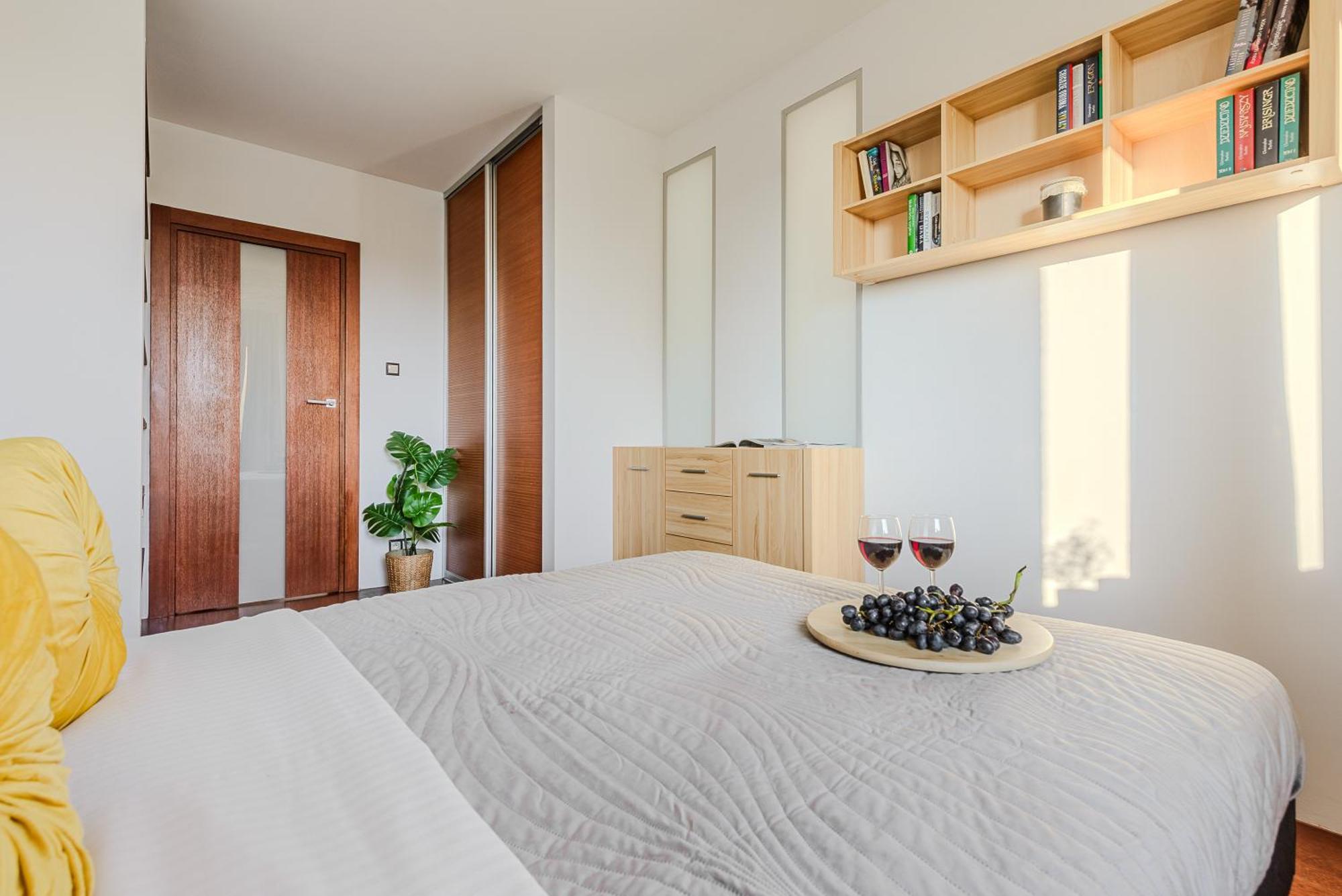 Lumina Luxury With Jaccuzi On Sienkiewicza Street Apartment