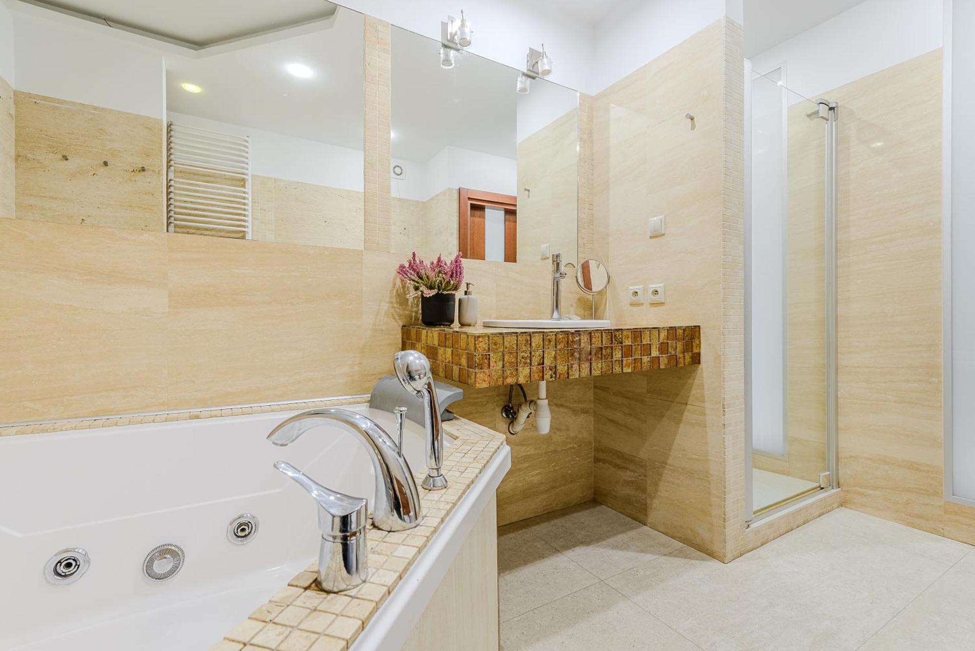 Lumina Luxury With Jaccuzi On Sienkiewicza Street *